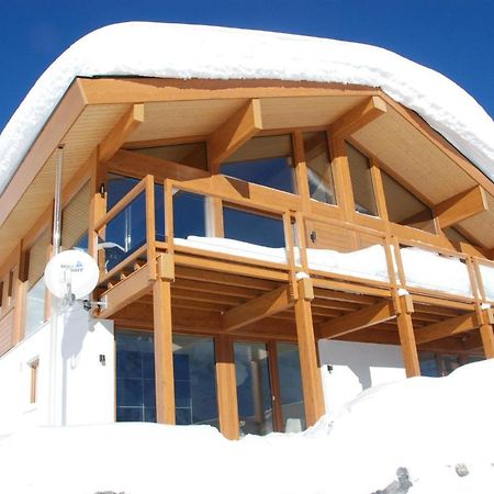 Ayoba Villa Wiler Екстериор снимка