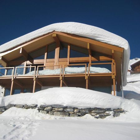 Ayoba Villa Wiler Екстериор снимка